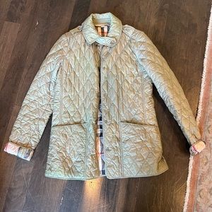 Burberry quilted parka size XS